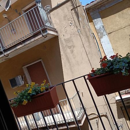 Residenza La Vecchia Cattedrale Catania Exterior foto